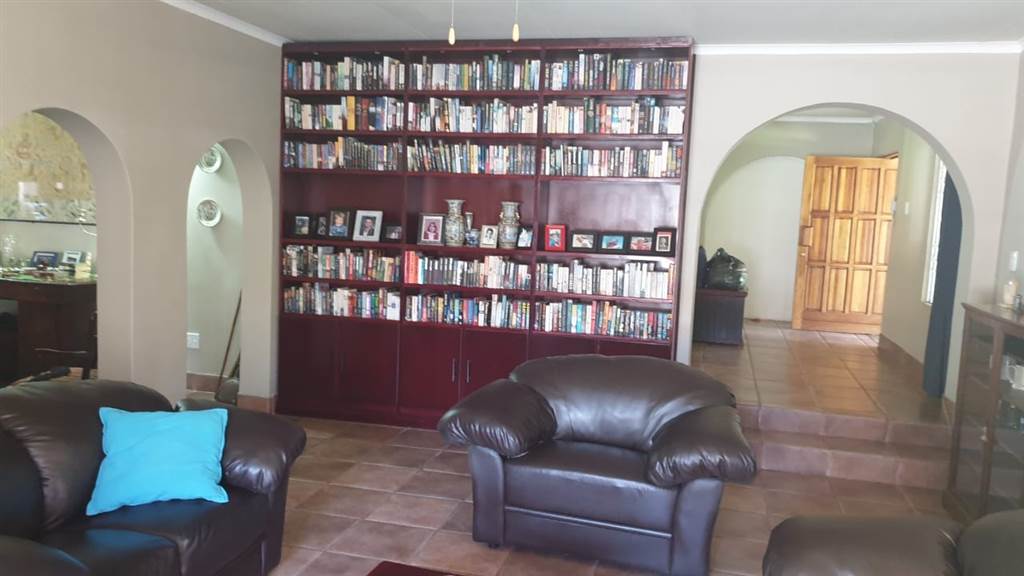 4 Bed House in Phalaborwa photo number 26