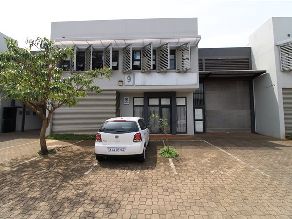 634 m² Industrial space 634 m² Industrial space
