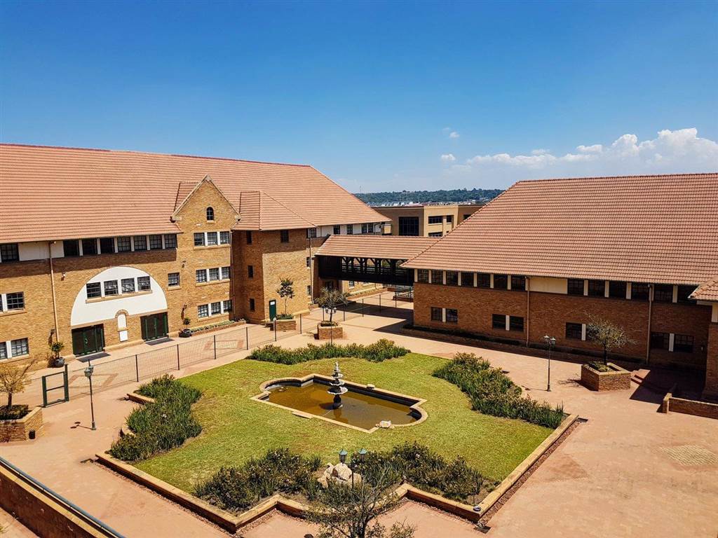 Studio apartment to rent in Sunninghill RR2743371 Private Property