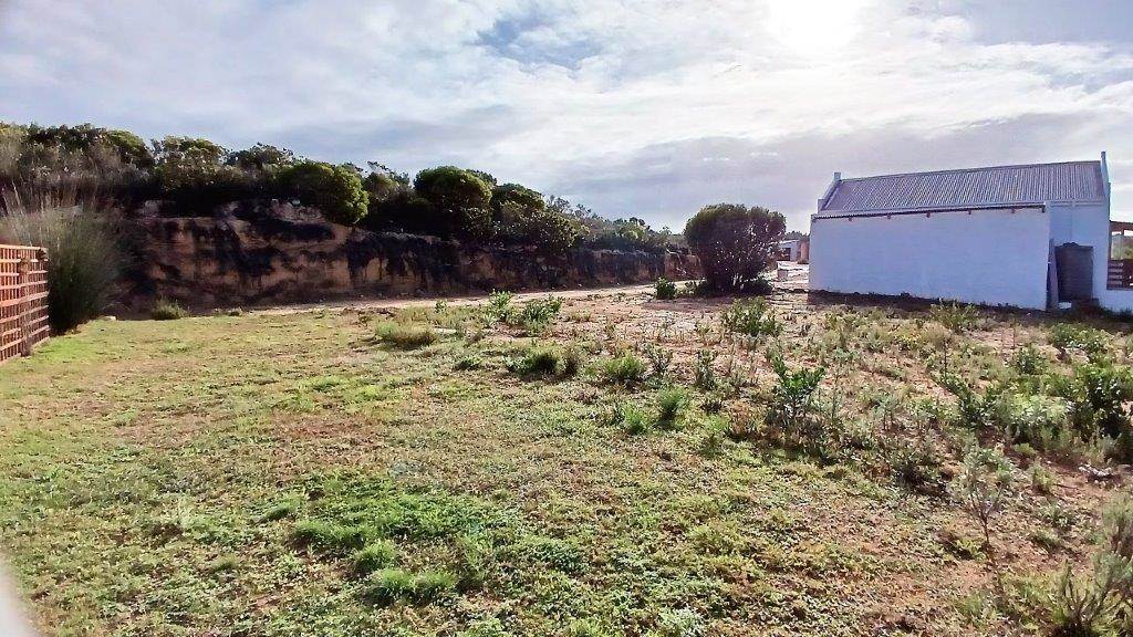 589 m² Land available in Stilbaai photo number 3