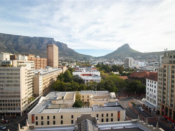 2 Bed Apartment in Cape Town City Centre