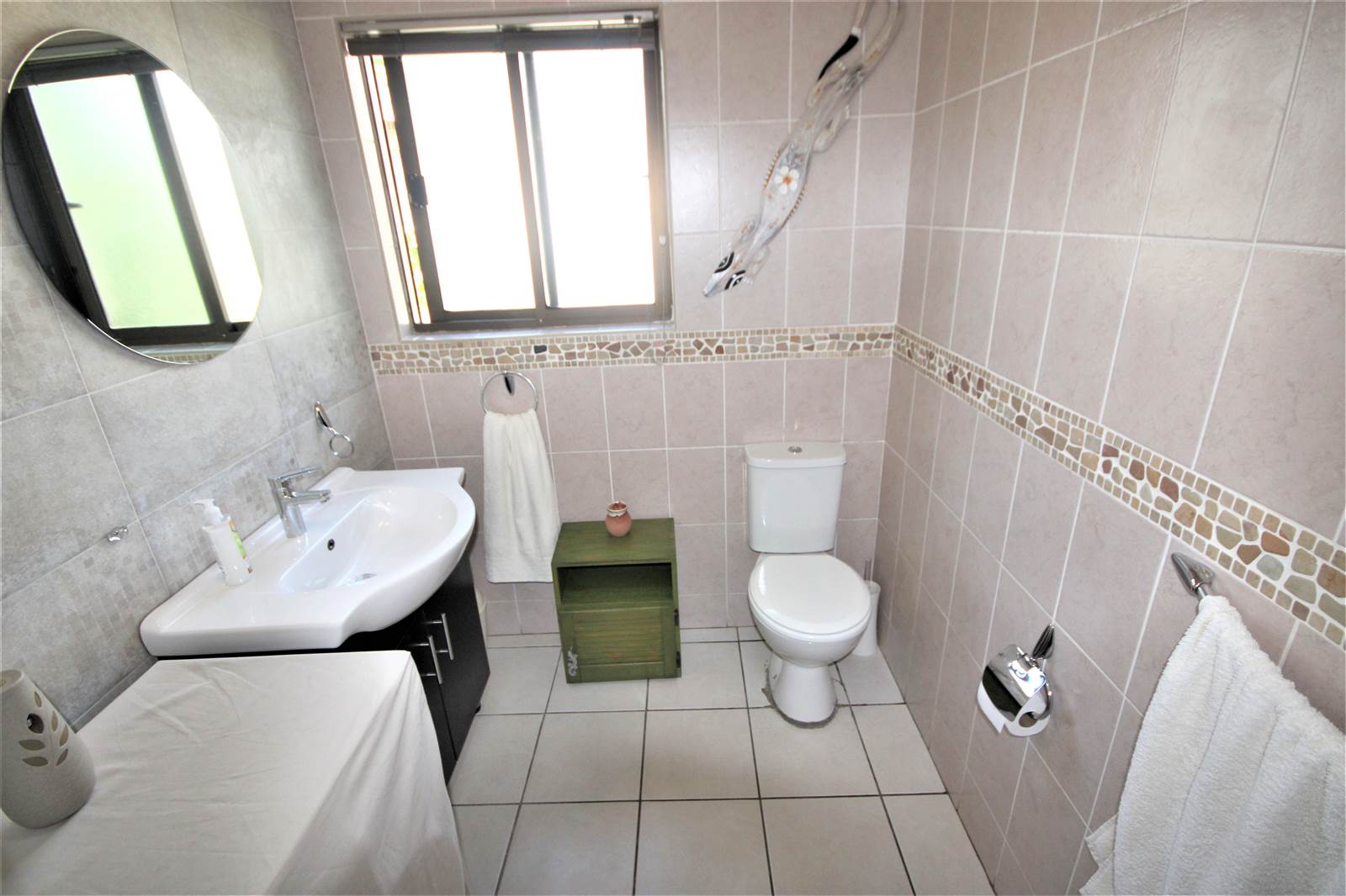 3 Bed Apartment in Eastleigh photo number 10