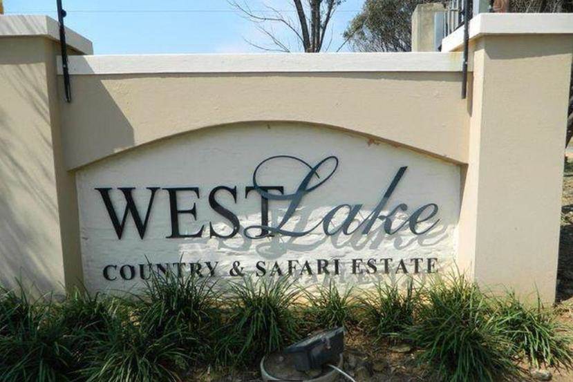 1080 m² Land available in Westlake Estate photo number 8
