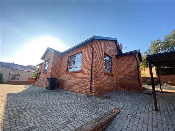 3 Bedroom House 3 Bedroom House