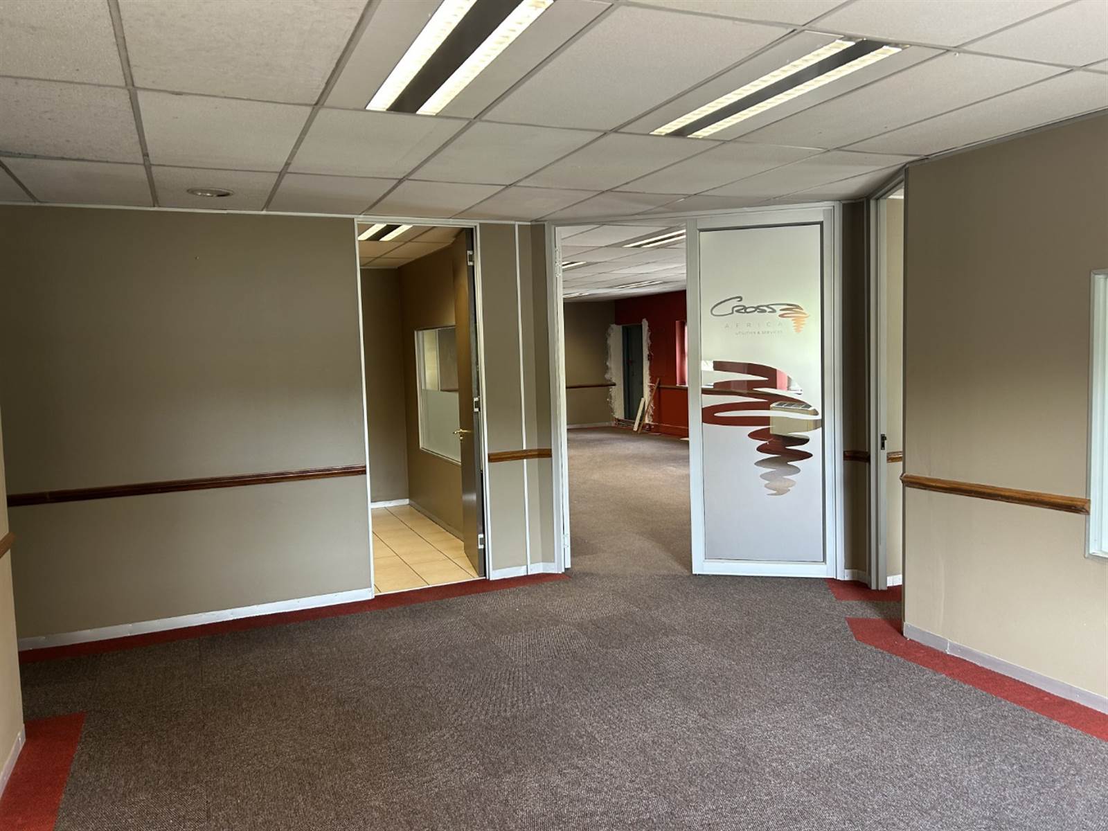 390  m² Commercial space in Woodmead photo number 5