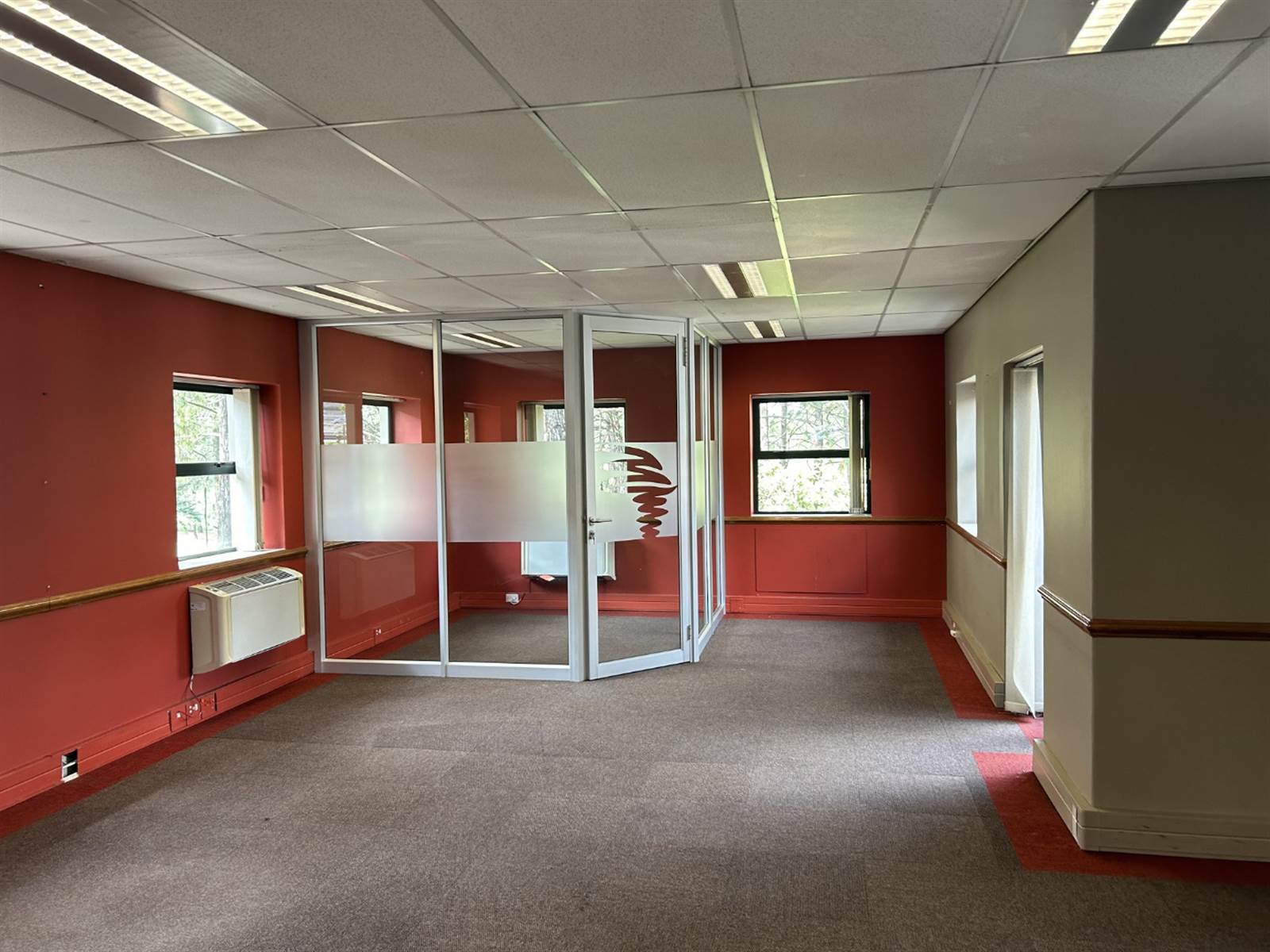 390  m² Commercial space in Woodmead photo number 14