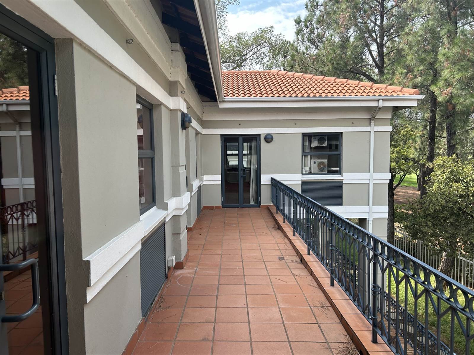 390  m² Commercial space in Woodmead photo number 10