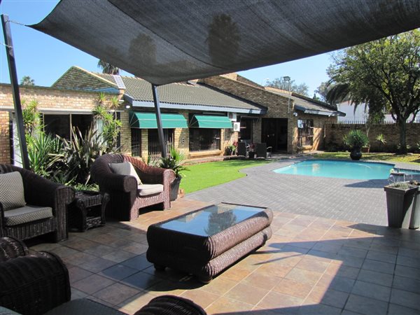 3 Bedroom House 3 Bedroom House