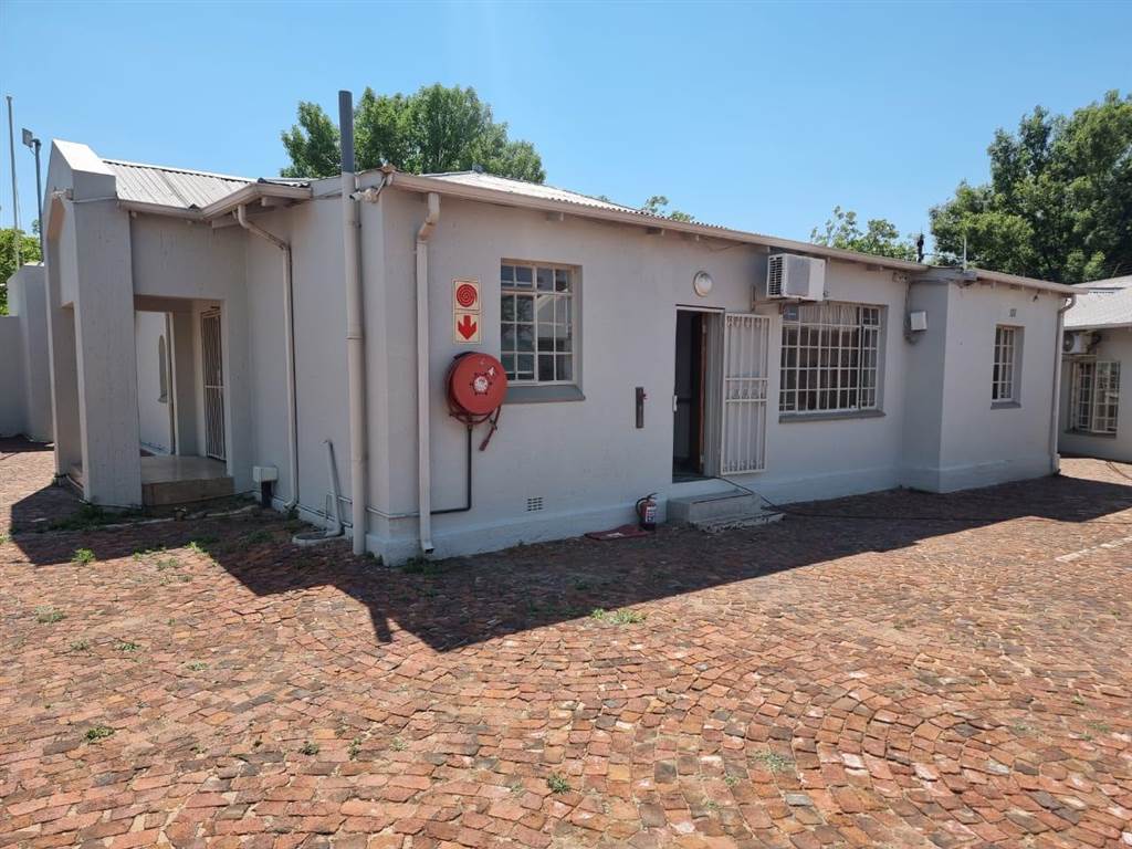 230  m² Commercial space in Northmead photo number 2