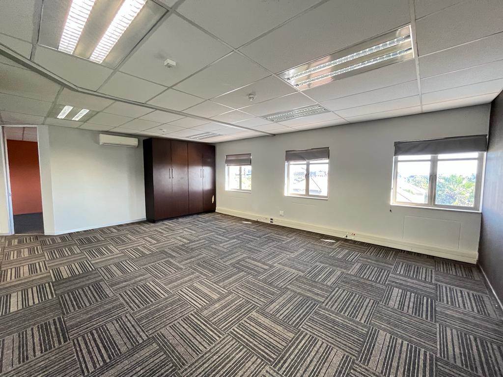 353.3  m² Commercial space in Bryanston photo number 12