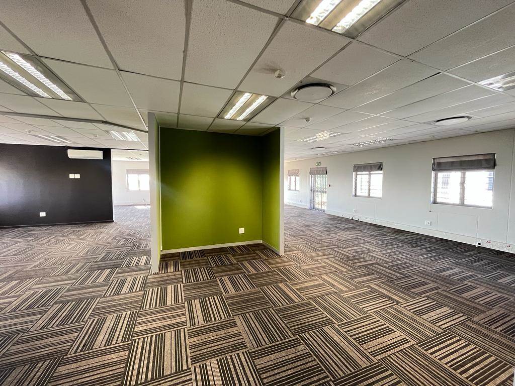 353.3  m² Commercial space in Bryanston photo number 9