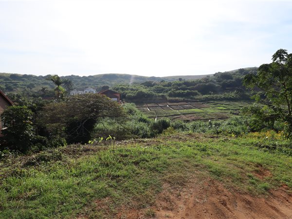1 123 m² Land