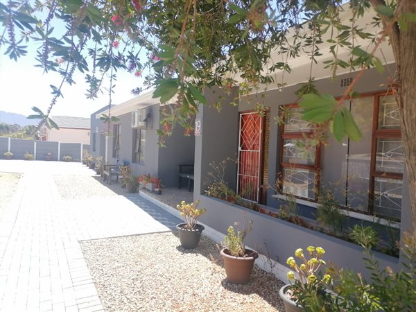 7 Bed House in Piketberg
