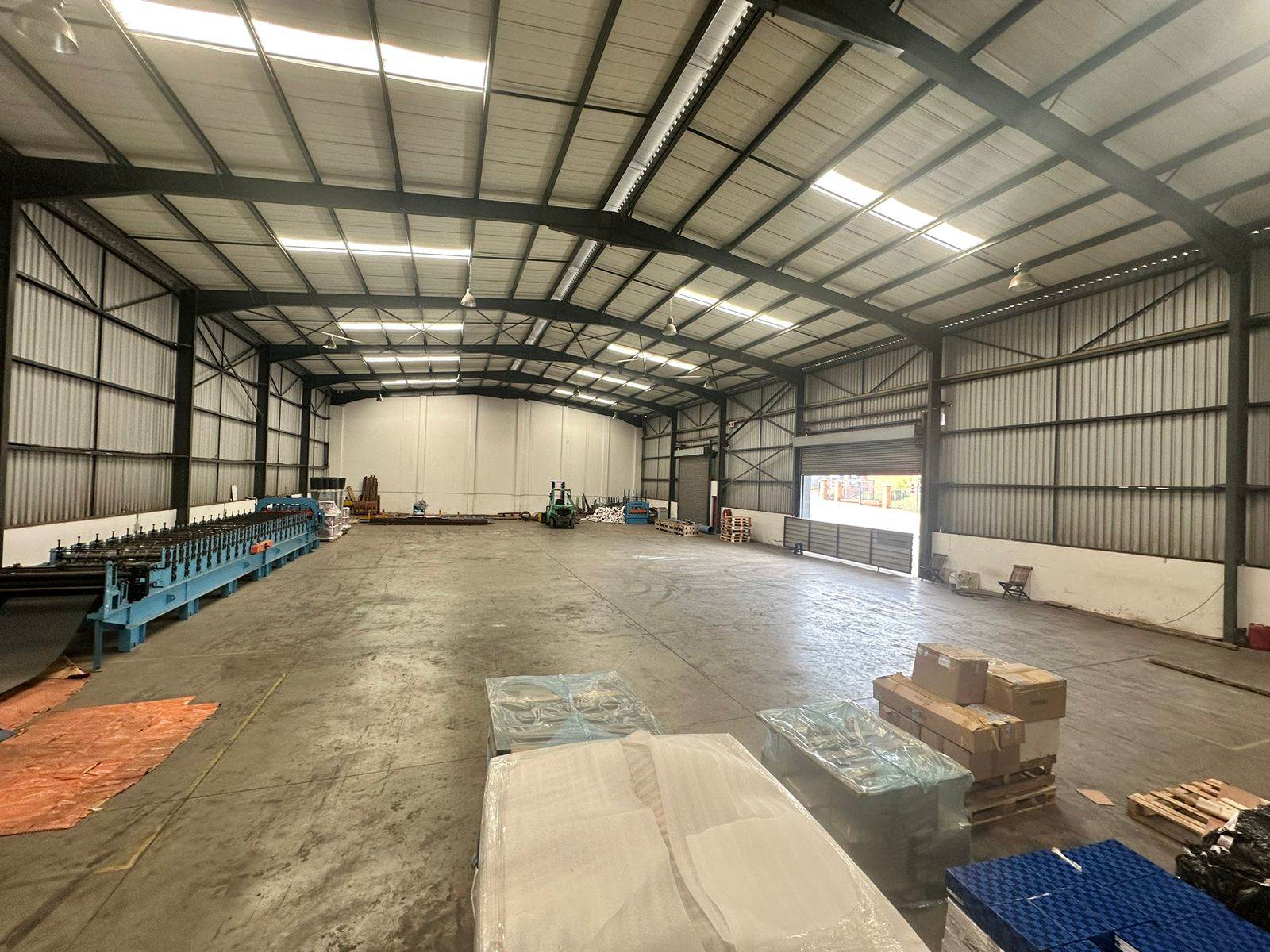 1105  m² Industrial space in Spartan photo number 8