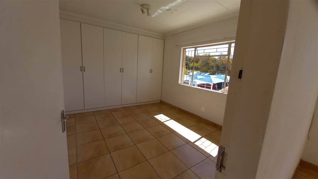 2 Bed Apartment in Northmead photo number 16