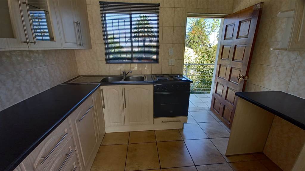 2 Bed Apartment in Northmead photo number 7