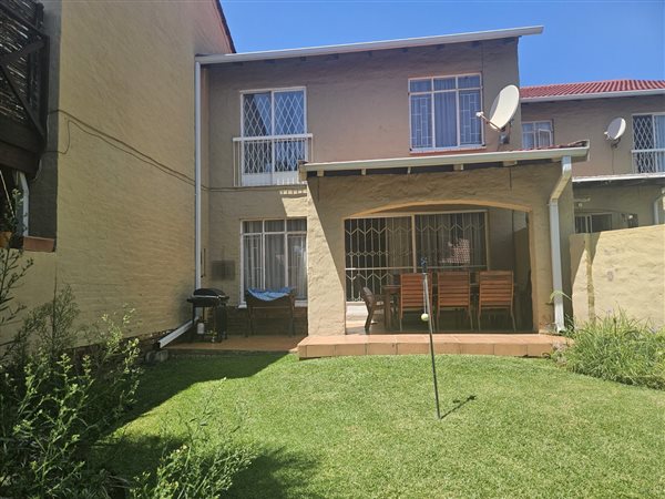 3 Bed Townhouse in Wingate Park