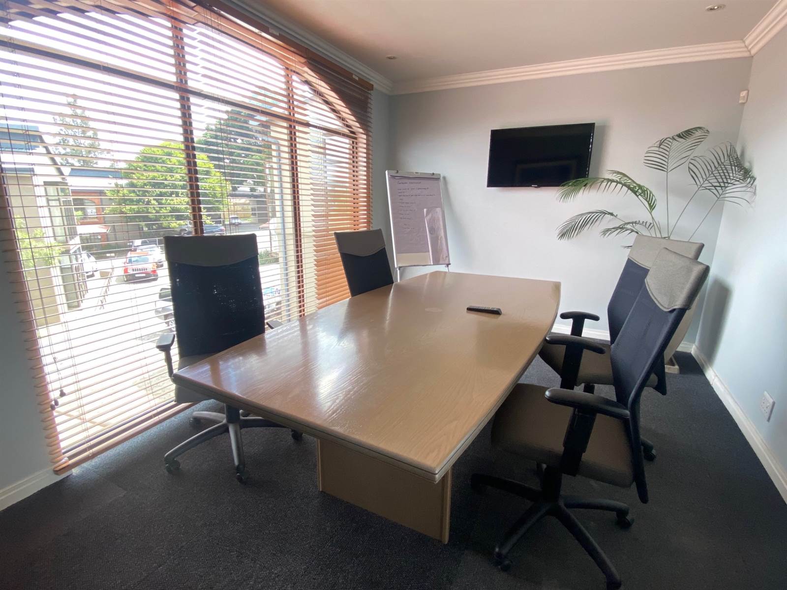 126  m² Office Space in Randpark Ridge photo number 8