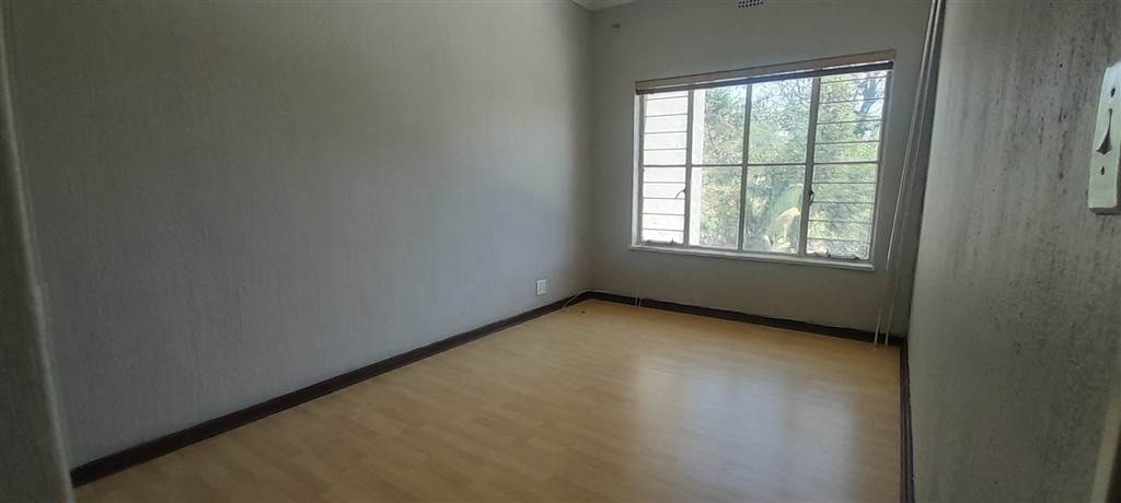 3 Bed Townhouse in Northcliff photo number 22