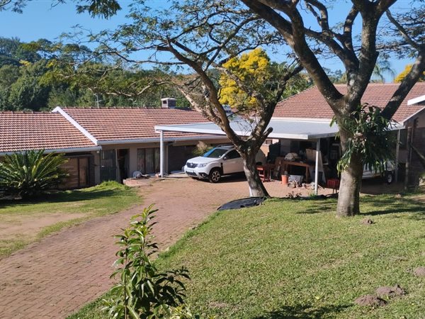 11 Bed House in Atholl Heights