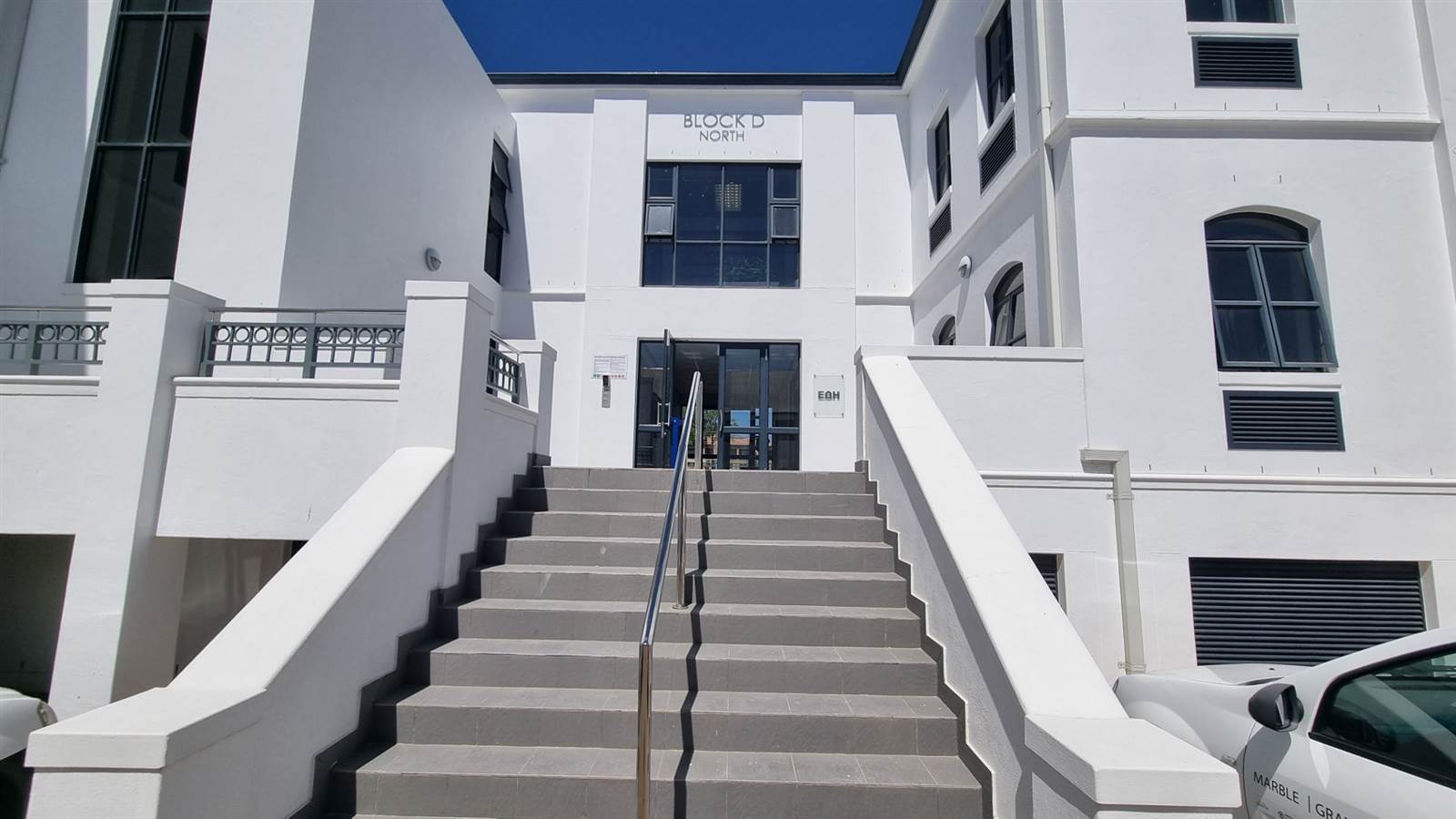 275  m² Commercial space in Stellenbosch Central photo number 1