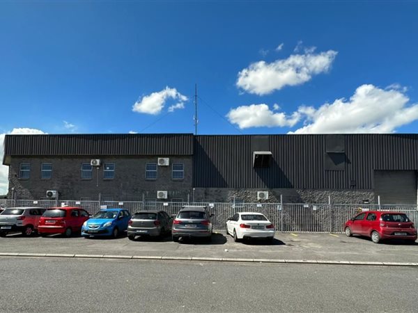 1441  m² Industrial space in Ottery