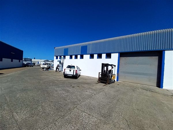 750  m² Industrial space