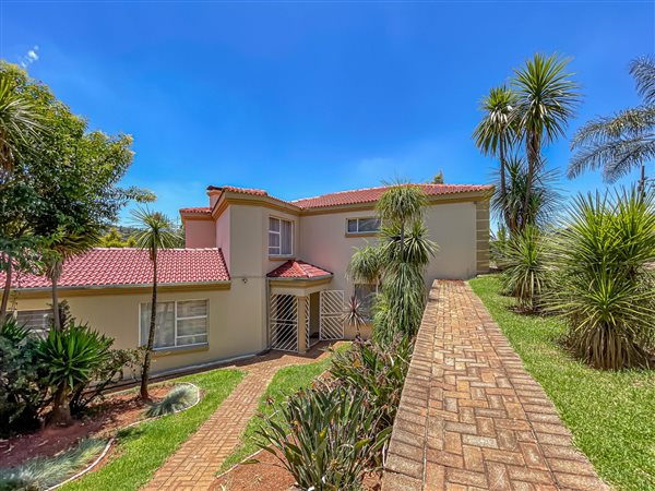 4 Bed House in Rangeview