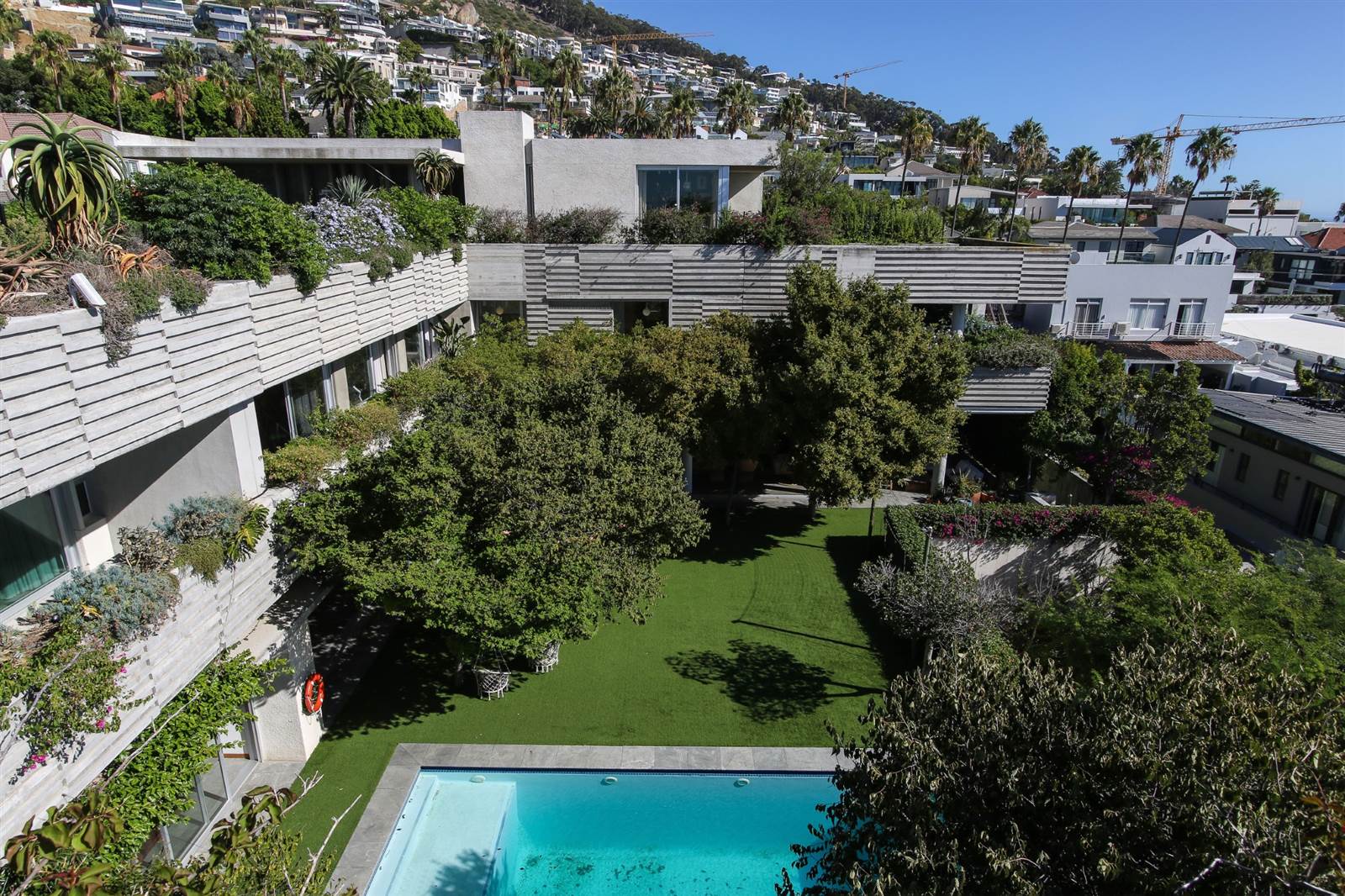 8 Bed House in Fresnaye photo number 5