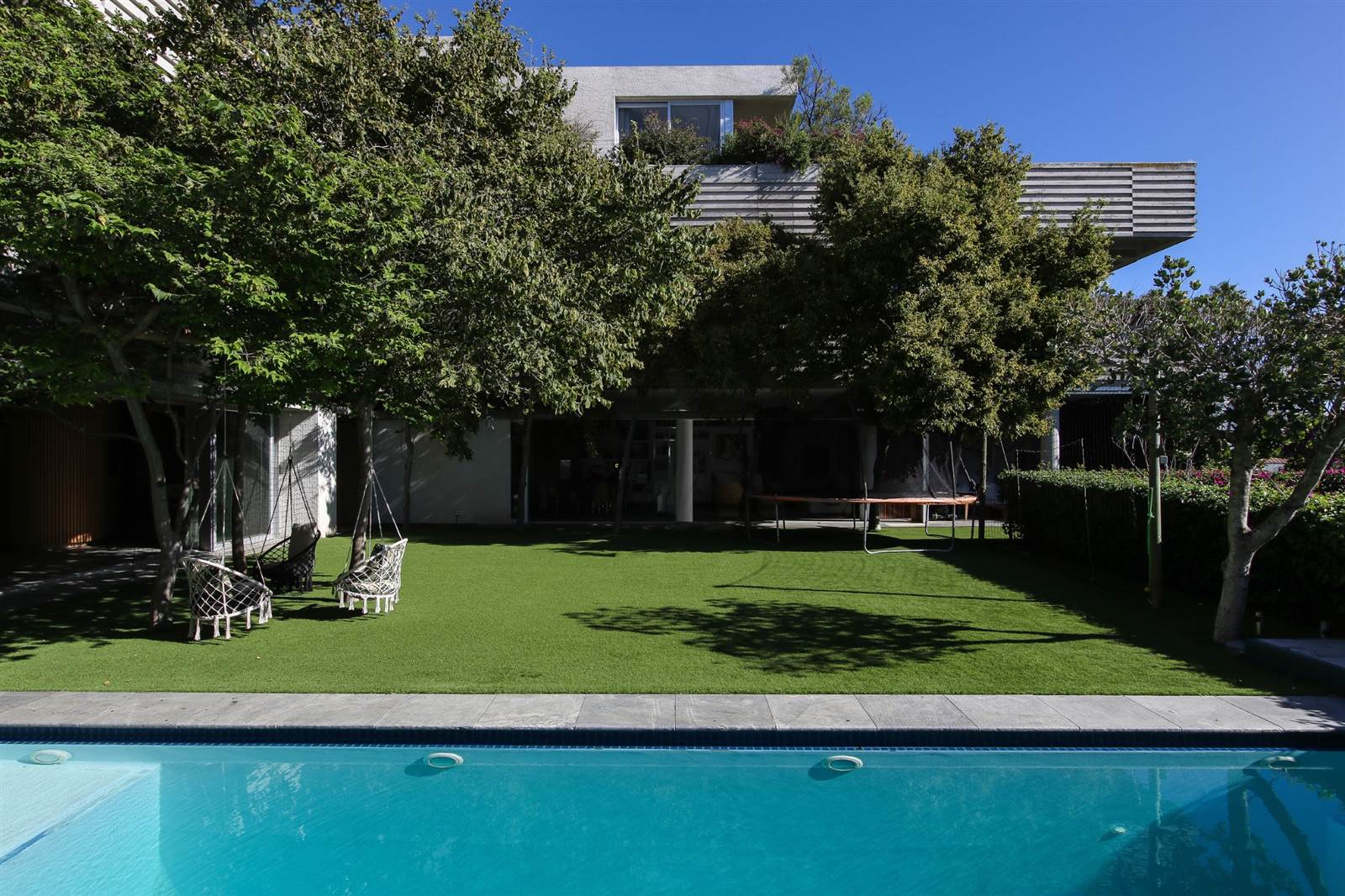 8 Bed House in Fresnaye photo number 17