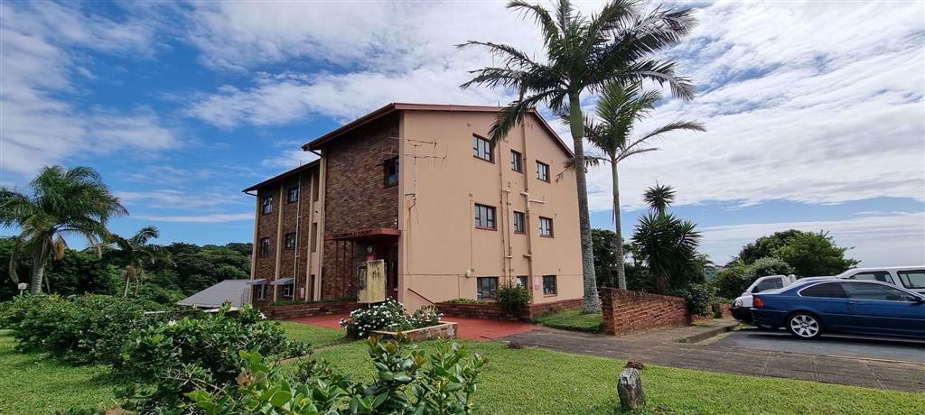 2 Bed Apartment in Port Shepstone photo number 19
