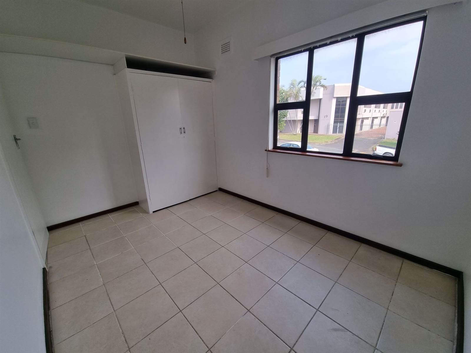 2 Bed Apartment in Port Shepstone photo number 13