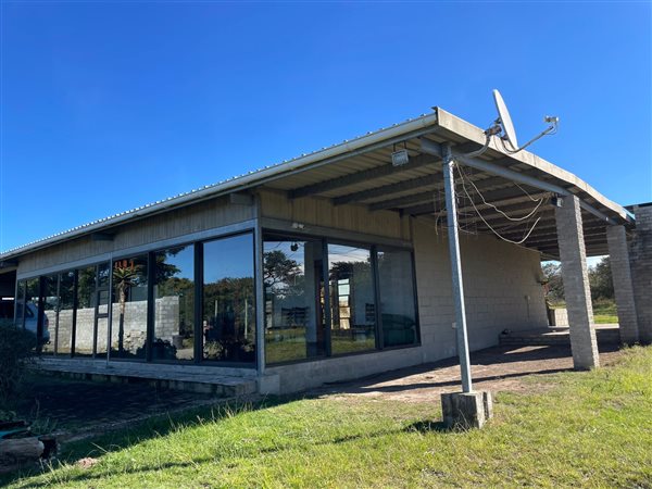 4.5 ha Smallholding 4.5 ha Smallholding