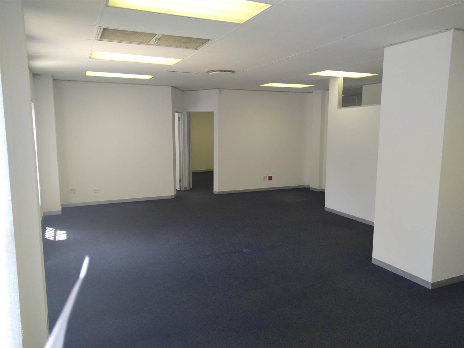 100.3  m² Commercial space in North Riding photo number 8