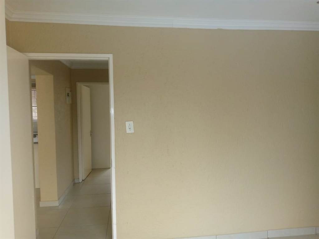 2 Bed Apartment in West Acres photo number 13