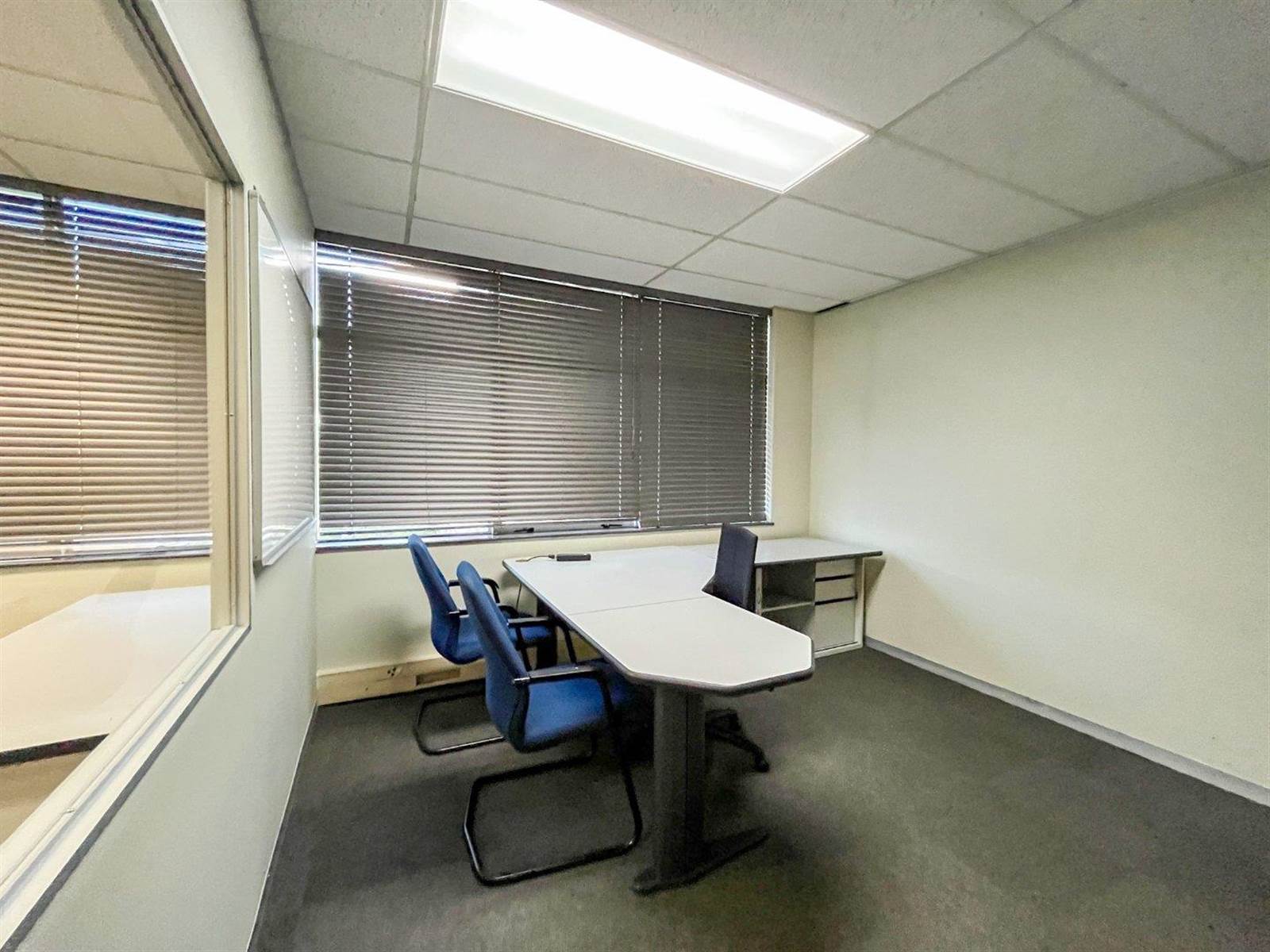 4518  m² Office Space in Parow Golf Course photo number 12