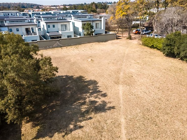 9 450 m² Land 9 450 m² Land