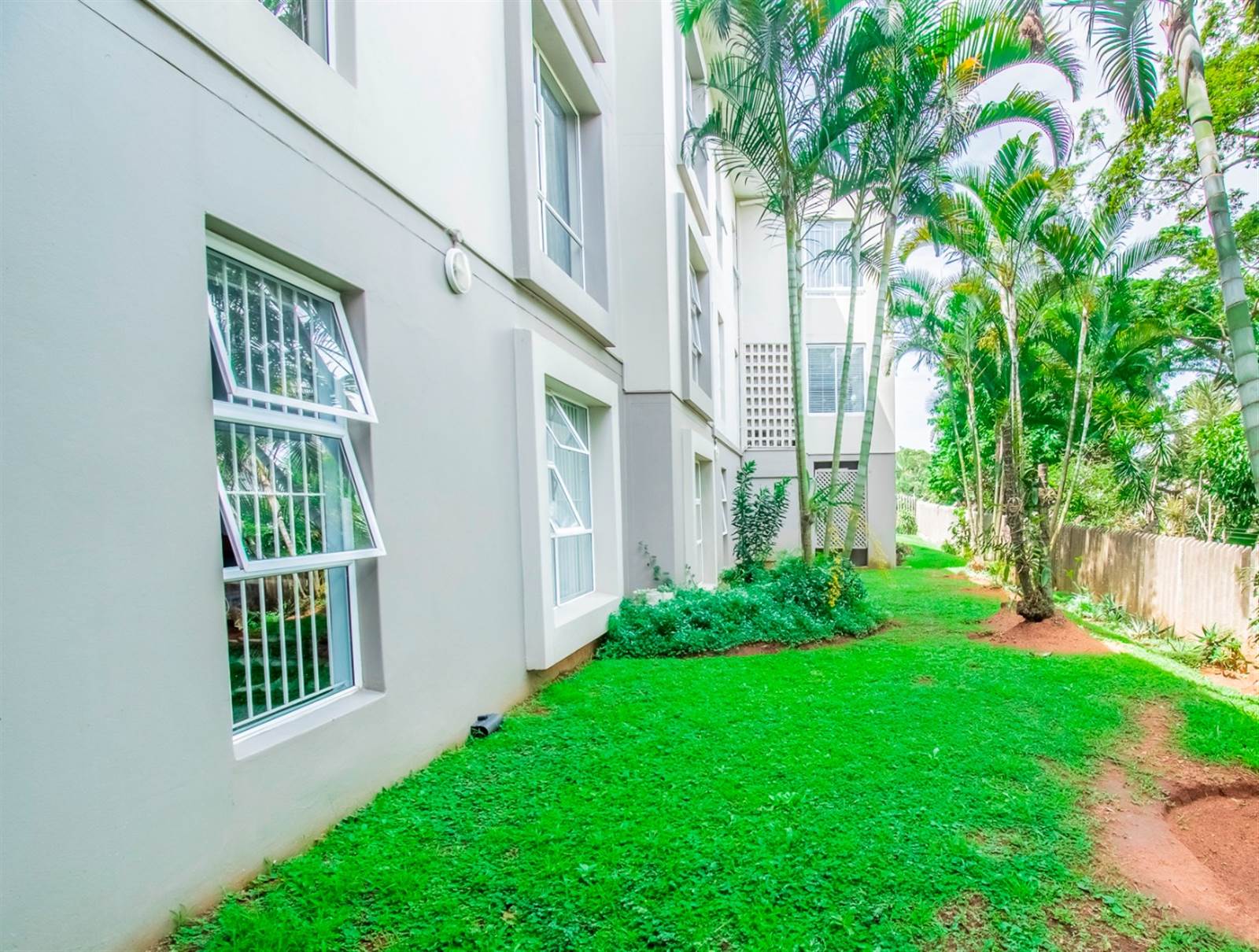 3 Bed Apartment in Umgeni Park photo number 14
