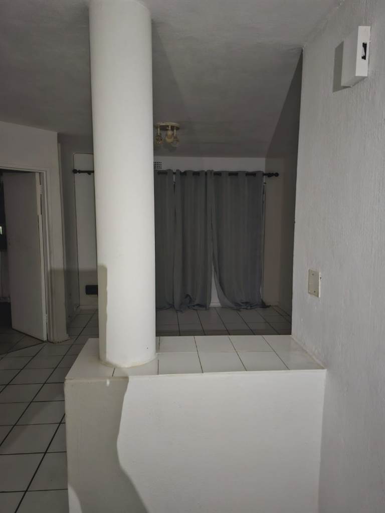 2 Bed Apartment in Vorna Valley photo number 4