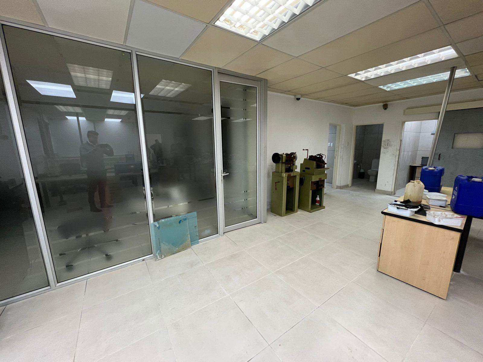480  m² Commercial space in Rivonia photo number 11