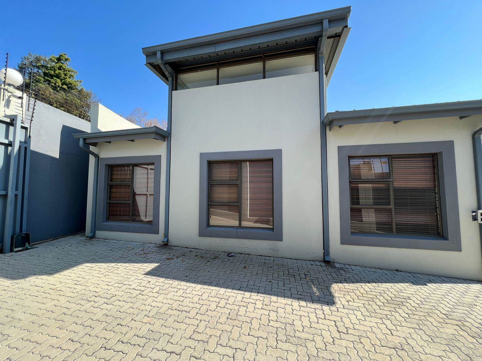 480  m² Commercial space in Rivonia photo number 1