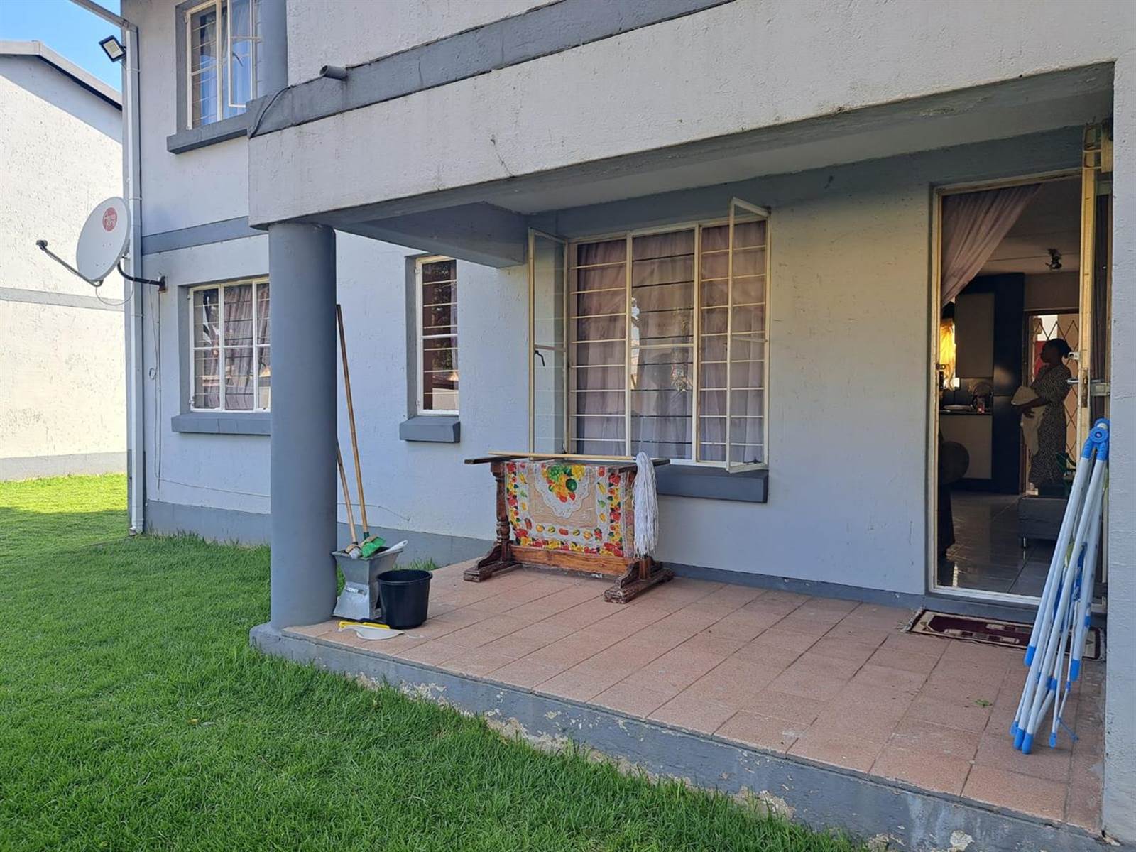 2 Bed Townhouse in Booysens photo number 6