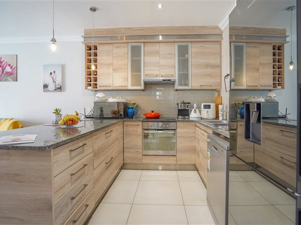 2 Bedroom House 2 Bedroom House