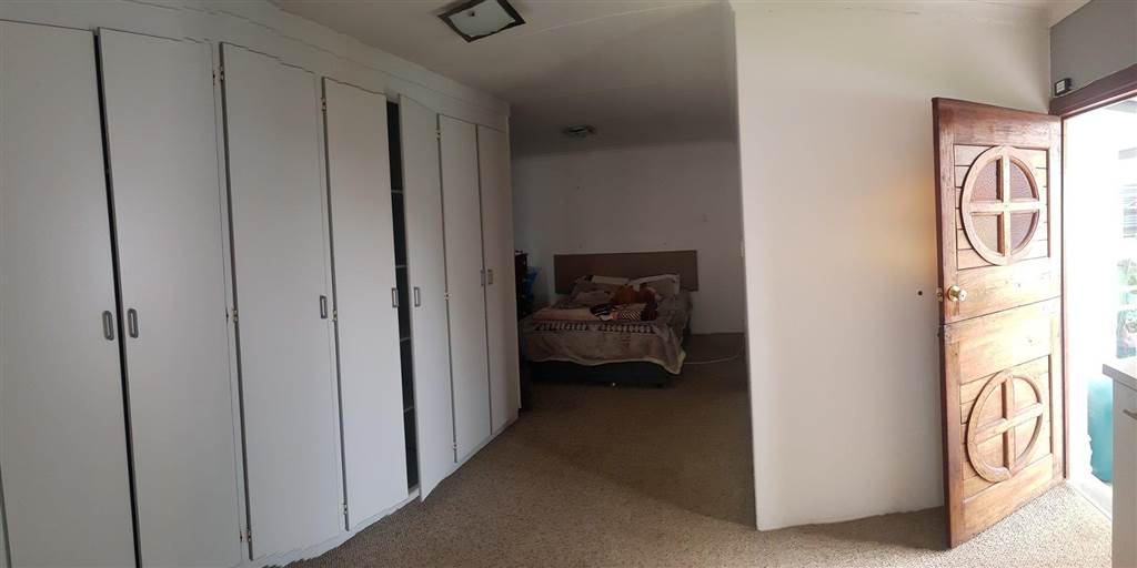 1 Bed Apartment in Linmeyer photo number 4