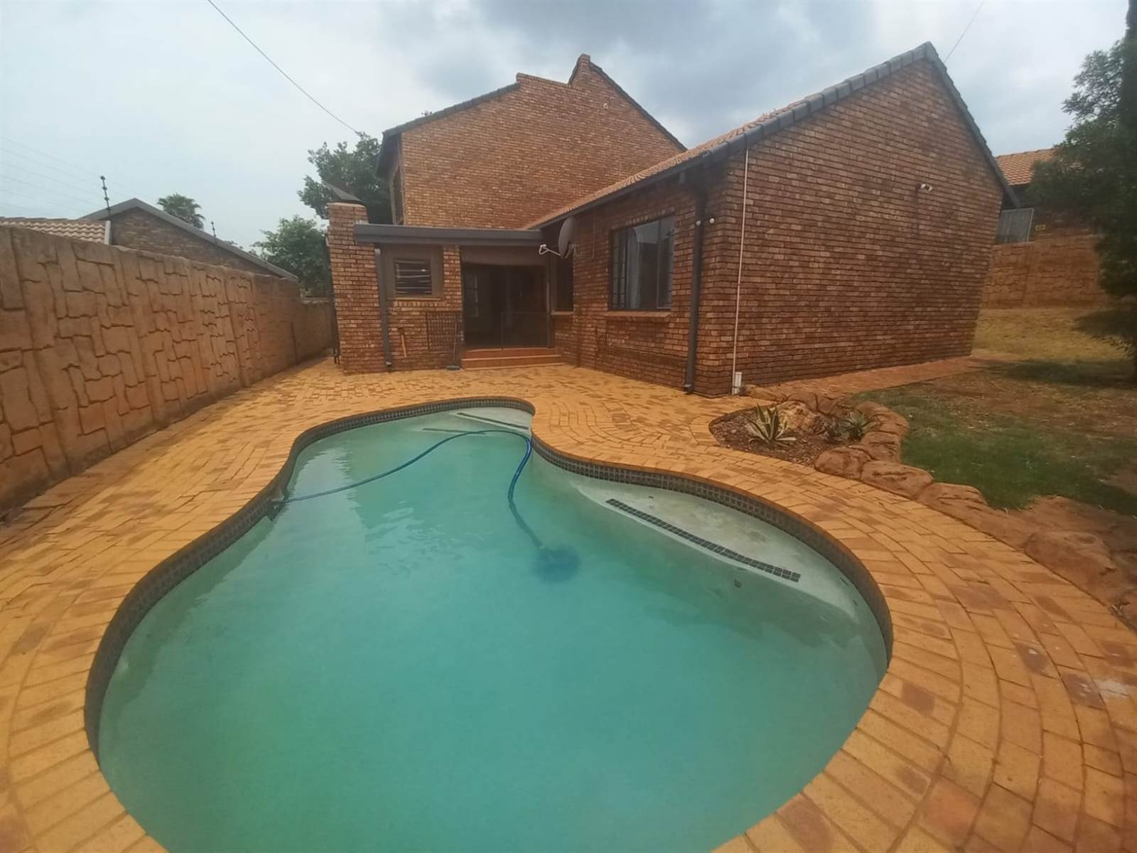 3 Bed House in Highveld photo number 10