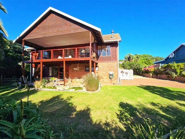 4 Bedroom House 4 Bedroom House