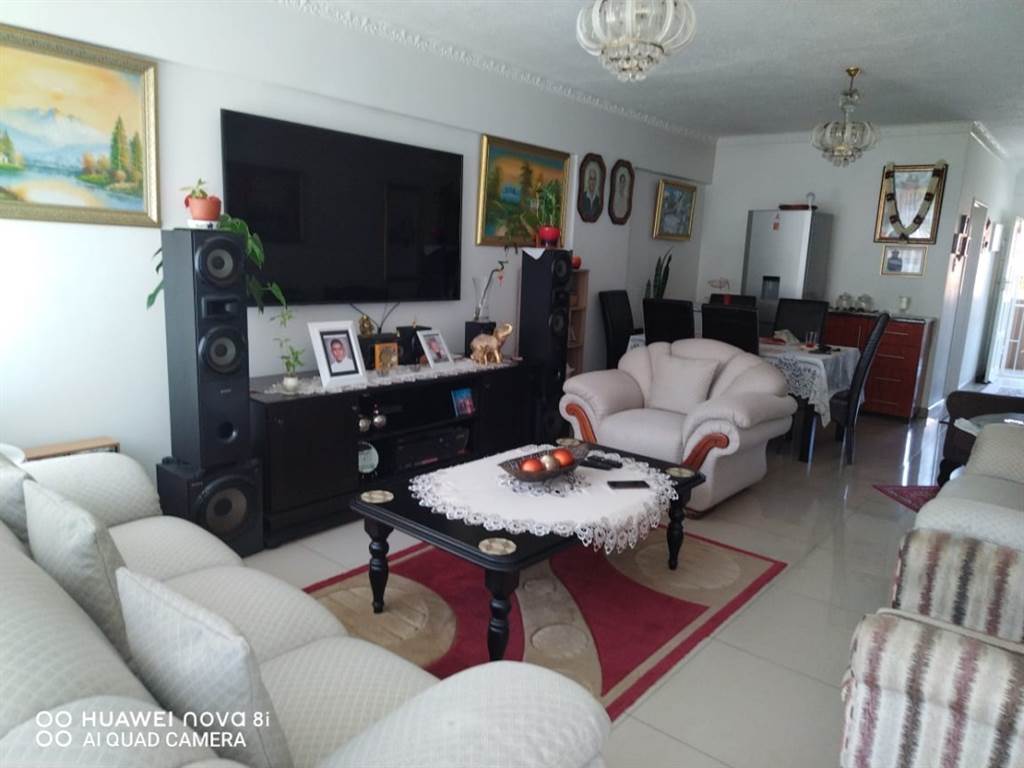 2 Bed Townhouse in Benoni CBD photo number 10