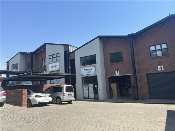 336  m² Industrial space