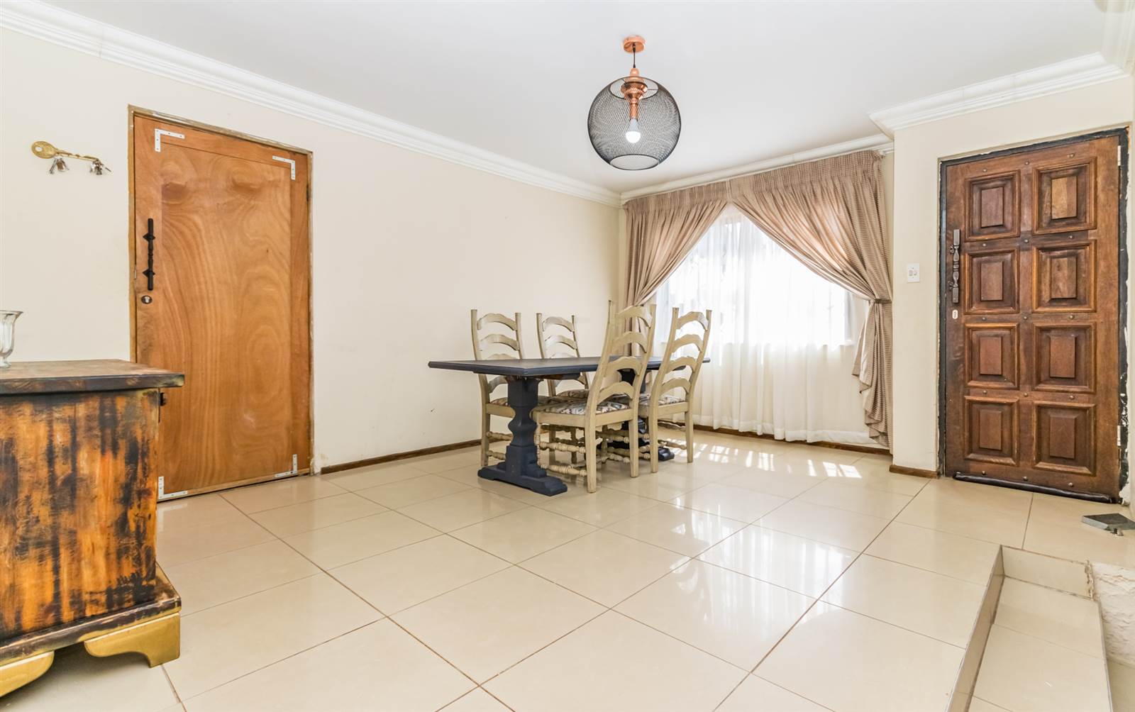 3 Bed House in Kagiso photo number 5