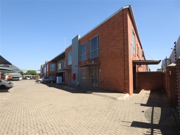 110  m² Industrial space